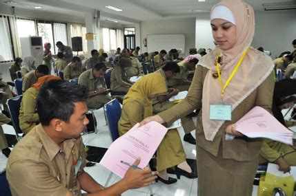 Contoh soal ujian kenaikan pangkat penyesuaian ijazah. Soal Ujian Dinas Penyesuaian Ijazah S1 - Soal Ujian ...