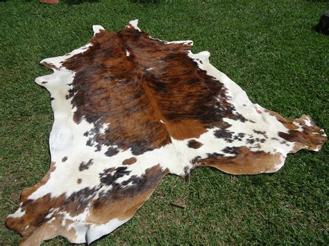 The Difference Of Real Cowhide And Fake Cowhide