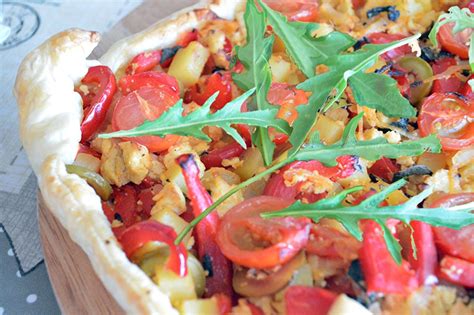 Maybe you would like to learn more about one of these? Torta salata con peperoni e patate, ricetta vegana - Il ...