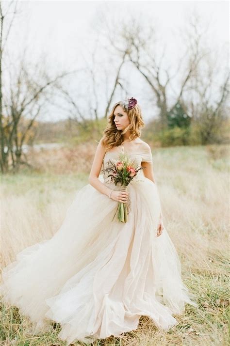25 Beautiful Rustic Wedding Dresses Ideas Wohh Wedding