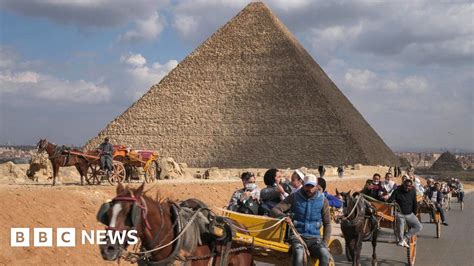 Egypt Arrests Teenagers For Harassing Female Tourists At Pyramids Bbc News