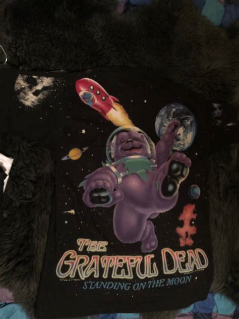 vintage 1995 new grateful dead standing on the moon all over print
