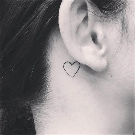 70 Coolest Neck Tattoos For Women In 2023