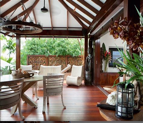 Professional interior designers breakdown how to get the japandi style in your space in five easy steps. Pin by vithiea on Ao ar livre | Bali style home, Tropical ...