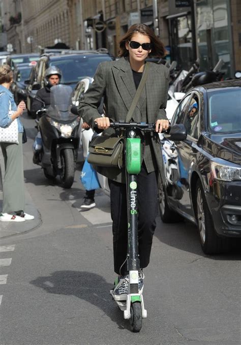 Kaia Gerber On A Scooter In Paris 09 30 2019 Kaia Gerber Style