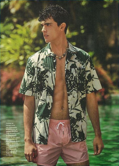 Xavier Serrano Models Tropical Summer Style For Código Único Xavier