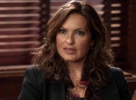 Special Victims Unit Olivia Benson Law And Order Svu Mariska Hargitay Brunettes Beautiful