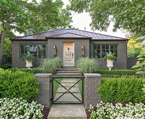 Refresh Your Home With These Gorgeous Exterior Color Schemes Exterior