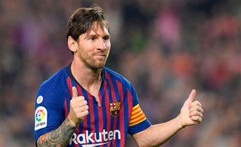 Lionel messi net worth hike to $500 million after signing new deal with barcelona club in year 2017. Top 10 Highest Paid Soccer Players 2020 - sportsshow.net