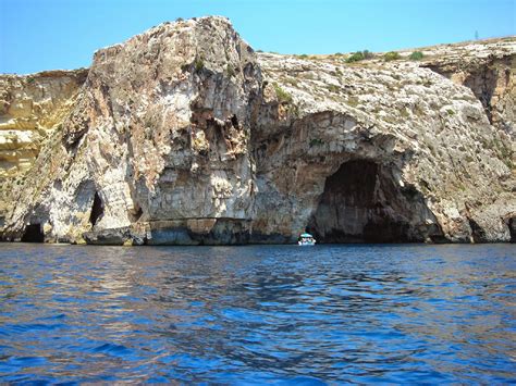 Sea Cave Malta Wallpapers Images Photos Pictures Backgrounds