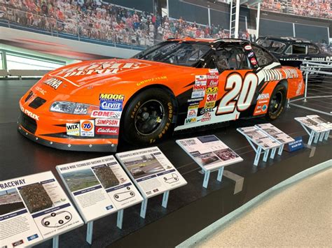 Nascar Hall Of Fame Delivers A Great Fan Experience Vettes Of Atlanta