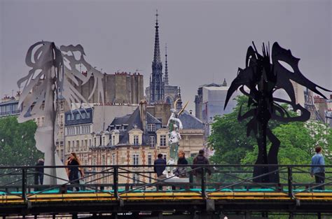 Paris Juin 2016 132 Des Sculptures Sur Le Pont Des Arts Flickr