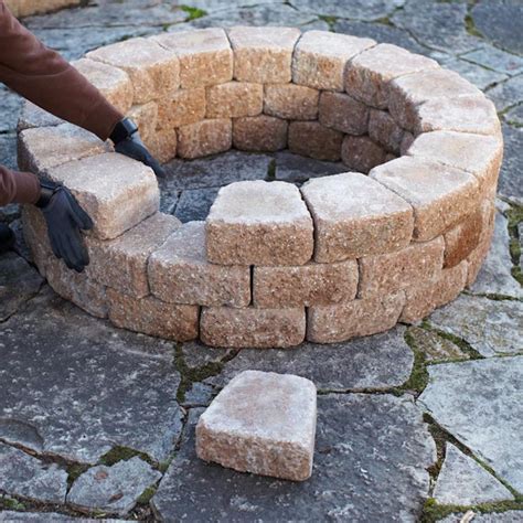 The best fire brick kit. DIY Fire Pit Ideas: 23 Brillant Projects You Can Do Yourself