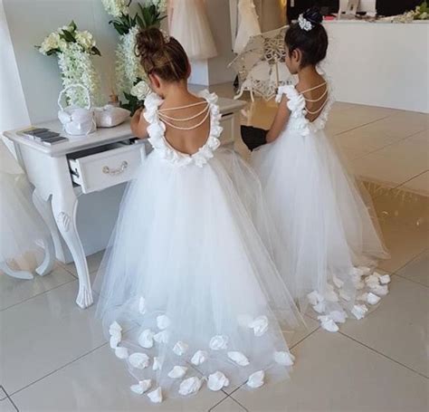 Pin By Balee On Wedding Inspo White Flower Girl Dresses Flower Girl