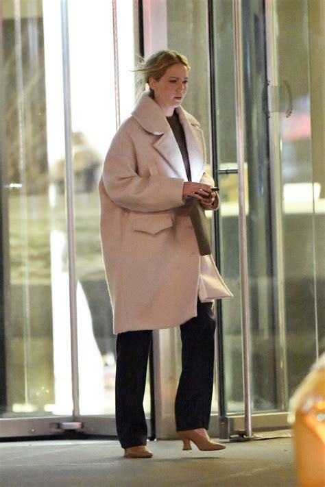 I am not associated with jennifer or her management. Jennifer Lawrence at Milo's Restaurant in NYC 01/07/2020