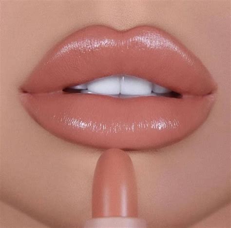 Pin By Lara Hana On Lips Xxxx Lipstick Pictures How To Apply