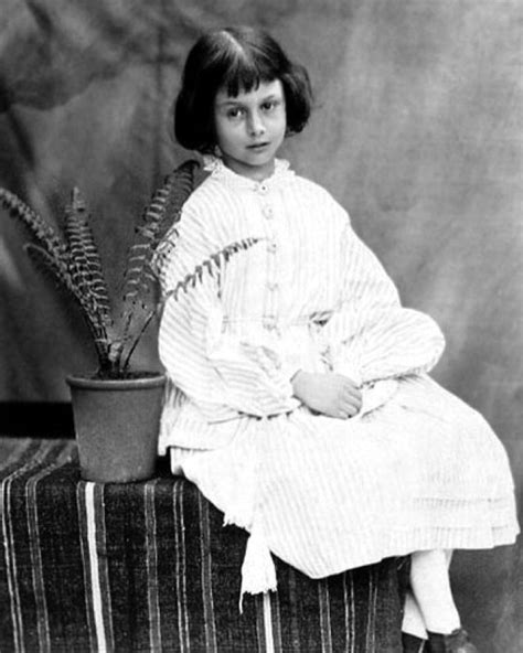 Meet Alice Liddell The Babe Girl Who Inspired Lewis Carroll To Write Alice In Wonderland