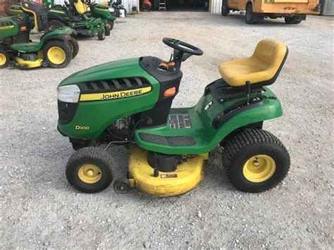 John Deere D100 Lawn Tractor Price Specs Category Models List Prices