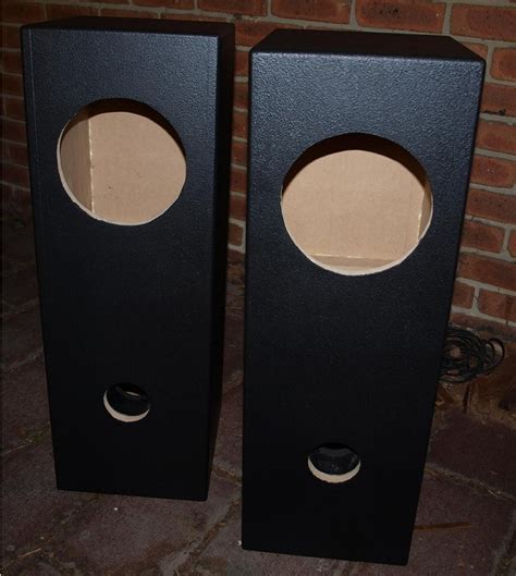 Check spelling or type a new query. Fostex FE206En in Double Bass-Reflex Speaker Enclosure