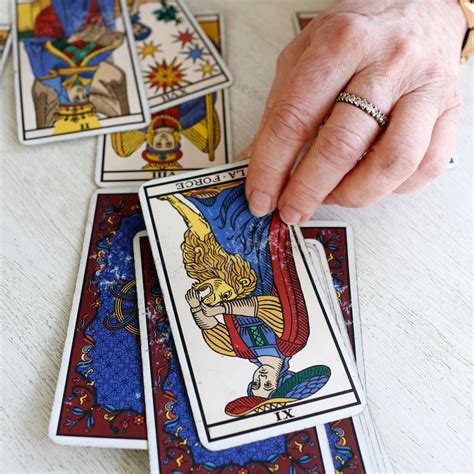 How Can Tarot Card Reading Help You Cope In These Uncertain Times