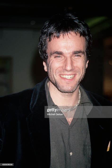 Daniel Day Lewis At The Premiere Of In The Name Of The Father News