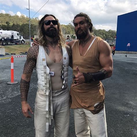 The Rock And His Stunt Double On The Set Of Jumanji The Next Level Jason Momoa Actors