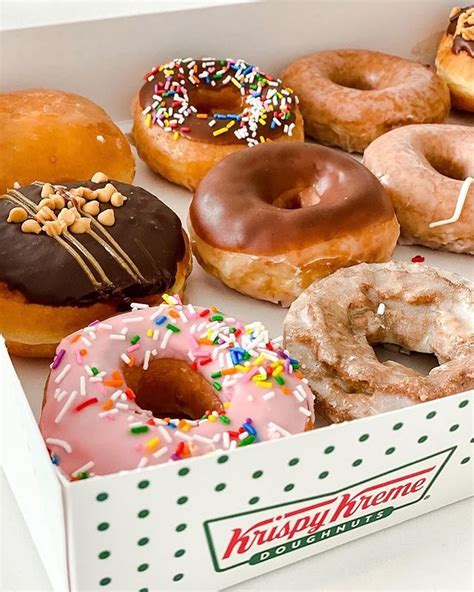 How To Get A Dozen Krispy Kreme Donuts For Today Only Hunker