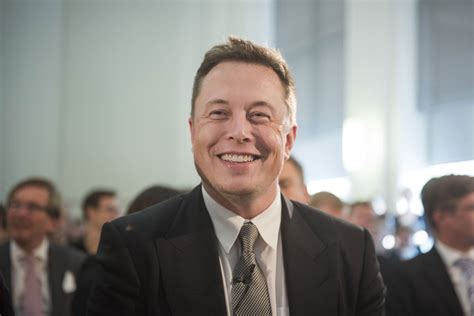 Elon Musk deletes own, SpaceX and Tesla Facebook pages after # 