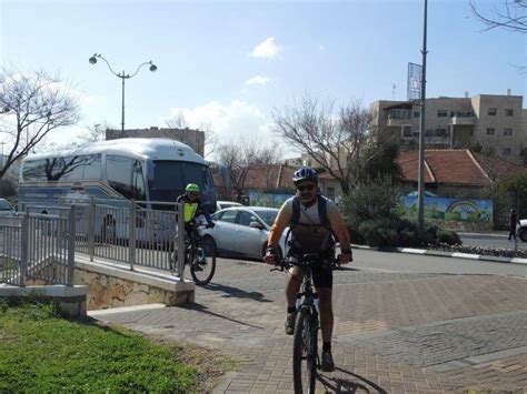 אטרקציות לילדים בירושלים, קיפצובה פארק שעשועים ענק לילדים 12 דונם של חוויות לילדים באזור ירושלים, קיפצובה הותיק והמוכר, מחפשים פעילויות לילדים באזור ירושלים, ולא לדאוג בצובה יש פעילויות גם להורים, יקב, מלון, סדנאות. סובב מבשרת ציון, מורדות הר חרת, פסגת הר איתן ורכס צובה ...