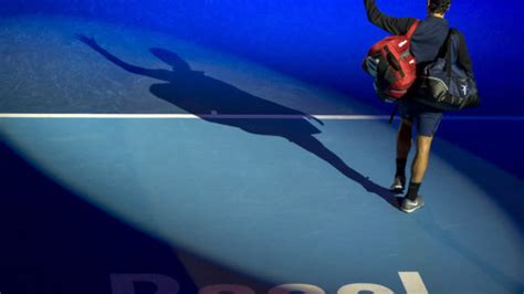It's about never being satisfied. our global brand ambassador roger federer shares his secret to. Federer allein zu Haus | TagesWoche