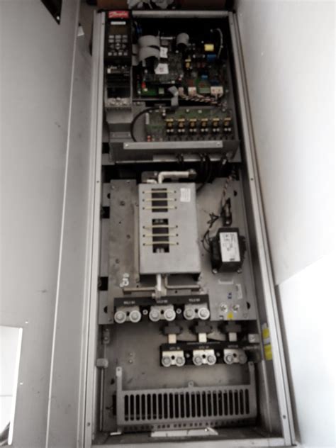 Check spelling or type a new query. Danvos 3 phasa inverter | Service Mesin Las Inverter