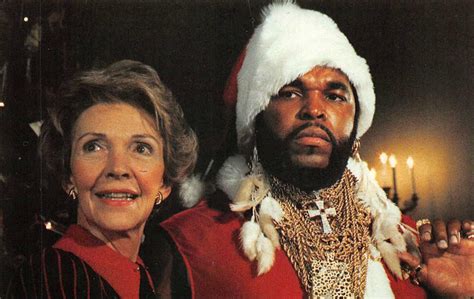 Momentos Del Pasado Mrt Y Nancy Reagan En La Casa Blanca Durante Las Navidades De 1983