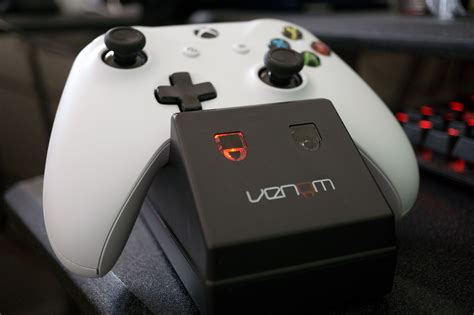 Venom Docking Station Makes Charging Multiple Xbox One Controllers A