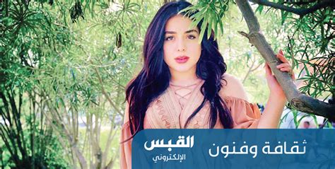 يسلط المسلسل الضوء على استغلال الدين والجنس لتحقيق غايات ومصالح شخصية، كما يتناول تفاصيل السلوك الإنساني في جوانبه النفسية والروحية والسياسية والإجتماعية. هيا مرعشلي.. «عندما تشيخ الذئاب»