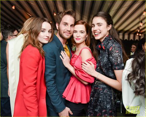 Joey King Kaitlyn Dever Ben Platt More Hang Out Together Ahead Of