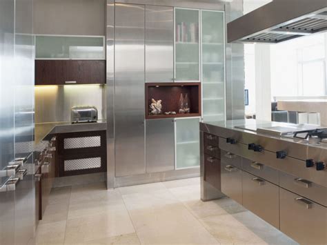 Metal kitchen cabinets can be one of the most unique and versatile choices that you can make. Contemporary Kitchen Cabinets That Redefine Modern Cook Room