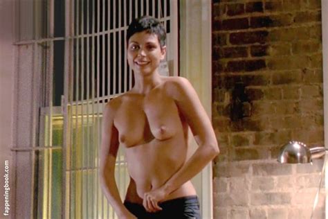 Morena Baccarin Nude The Fappening Photo 402790 FappeningBook