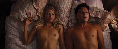 Margot Robbie Desnuda En The Wolf Of Wall Street