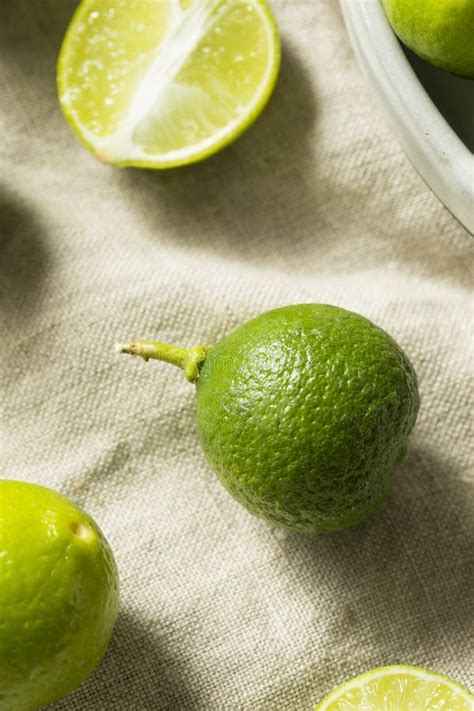 Raw Green Organic Key Limes Stock Image Image Of Sliced Healthy