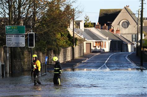 Flash Flooding And 125kmh Winds To Hit Ireland As Storm Helene Batters