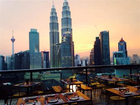 Kuala lumpur twin tower also known as klcc is an identical wonders and the main highlights of kuala lumpur. Sunset view - Picture of Fuego at Troika Sky Dining, Kuala ...