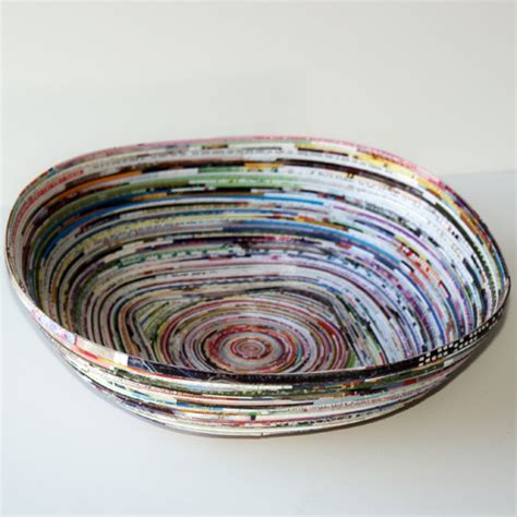How To Recycle Magazines Into Bowl