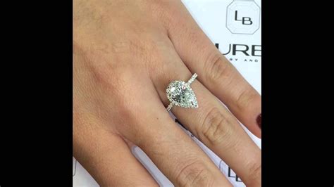 The Best Pear Shaped 2 Carat Engagement Rings