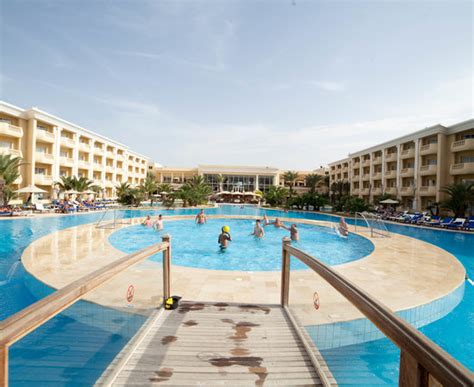 La particularité de thalassa hotels est de s'adresser à toutes les cibles, aussi bien balnéaire, thalasso, corporate que. ROYAL THALASSA MONASTIR (Monastir, Tunesië) - foto's ...