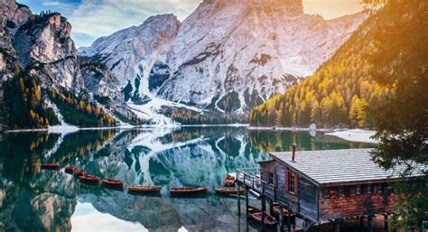 Lago Di Braies The Most Beautiful Lake In Italy Earth Is Mysterious