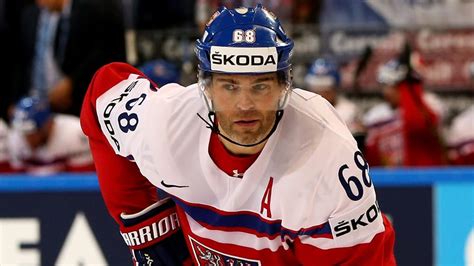 How does one sum up the long, kaleidoscopic career of jaromir jagr? Jagr: 'I still want to play hockey' | NHL.com