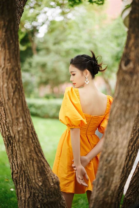Lin Yun Poses For Photo Shoot China Entertainment News