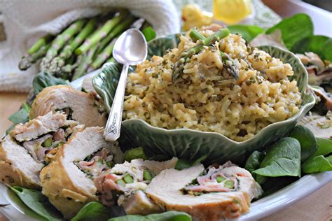 This easy one pot creamy chicken and asparagus casserole is perfect for a weeknight dinner! Instant Pot Chicken Asparagus Roulade with Herb Risotto ...