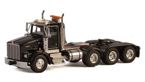 Kenworth T800 8x4 Day Cab In Black Tractor By Wsi In 150 Scale