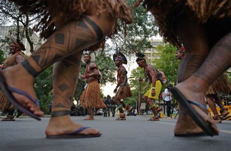 Indigenous Brazilians Use Rituals To Protest Against Land Threats